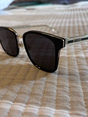 Authentic Gucci Black and Silver Square-Frame Sunglasses